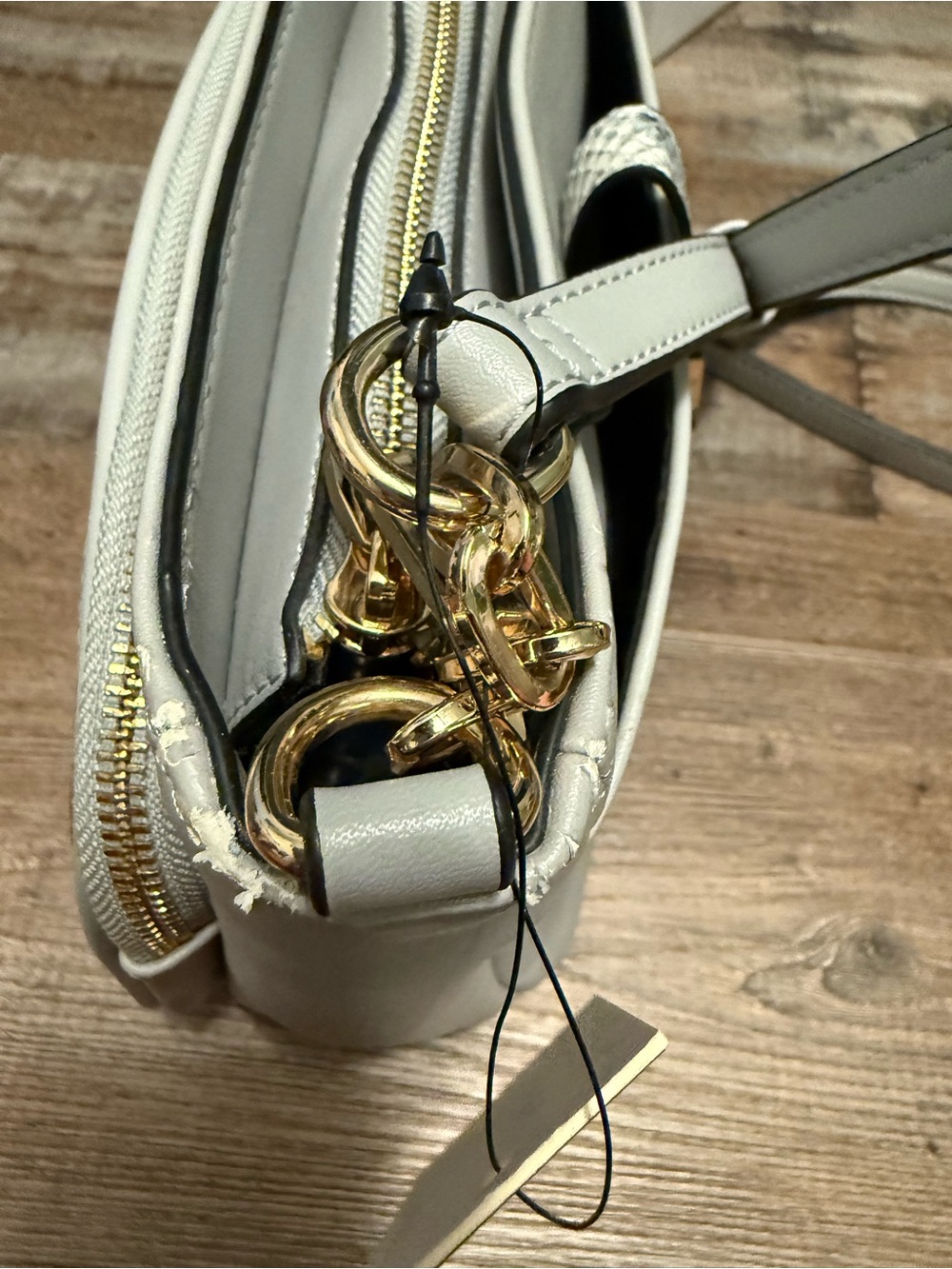 Dune Gray Snake-Print Crossbody Bag with Gold Chain Accents - Picture 11 of 16